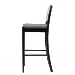 Studio Copenhagen Chaise de bar Cutis - Rotin et tissu / Hêtre massif - Gris 10 Studio Copenhagen Chaise de bar Cutis - Rotin et tissu / Hêtre massif - Gris -Meubles de salle à manger Soldes Magasin 1000273458 220420 035 DETAILS P000000001000273458