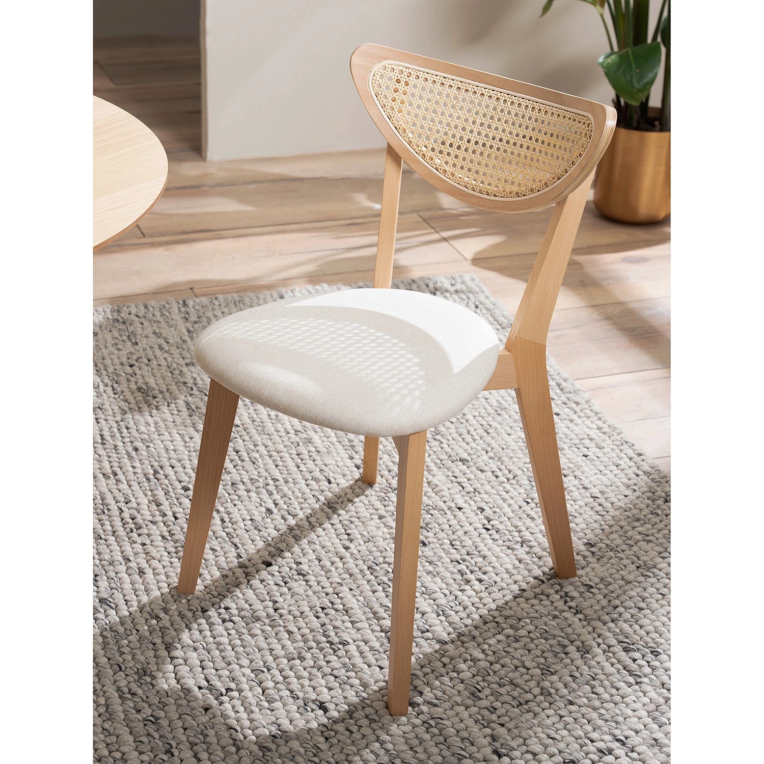 Studio Copenhagen Chaises Danny (lot de 2) - Rotin et tissu / Hêtre massif - Rotin et crème / Hêtre 3 Studio Copenhagen Chaises Danny (lot de 2) - Rotin et tissu / Hêtre massif - Rotin et crème / Hêtre – Image 3