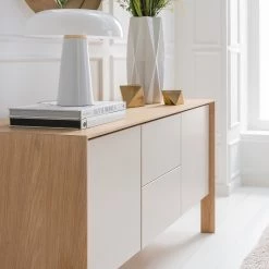 Studio Copenhagen Enfilade Maayka I - Partiellement en chêne massif - Blanc / Chêne clair -Meubles de salle à manger Soldes Magasin 1000277378 220905 022 MOOD DETAILS P000000001000277378 mood