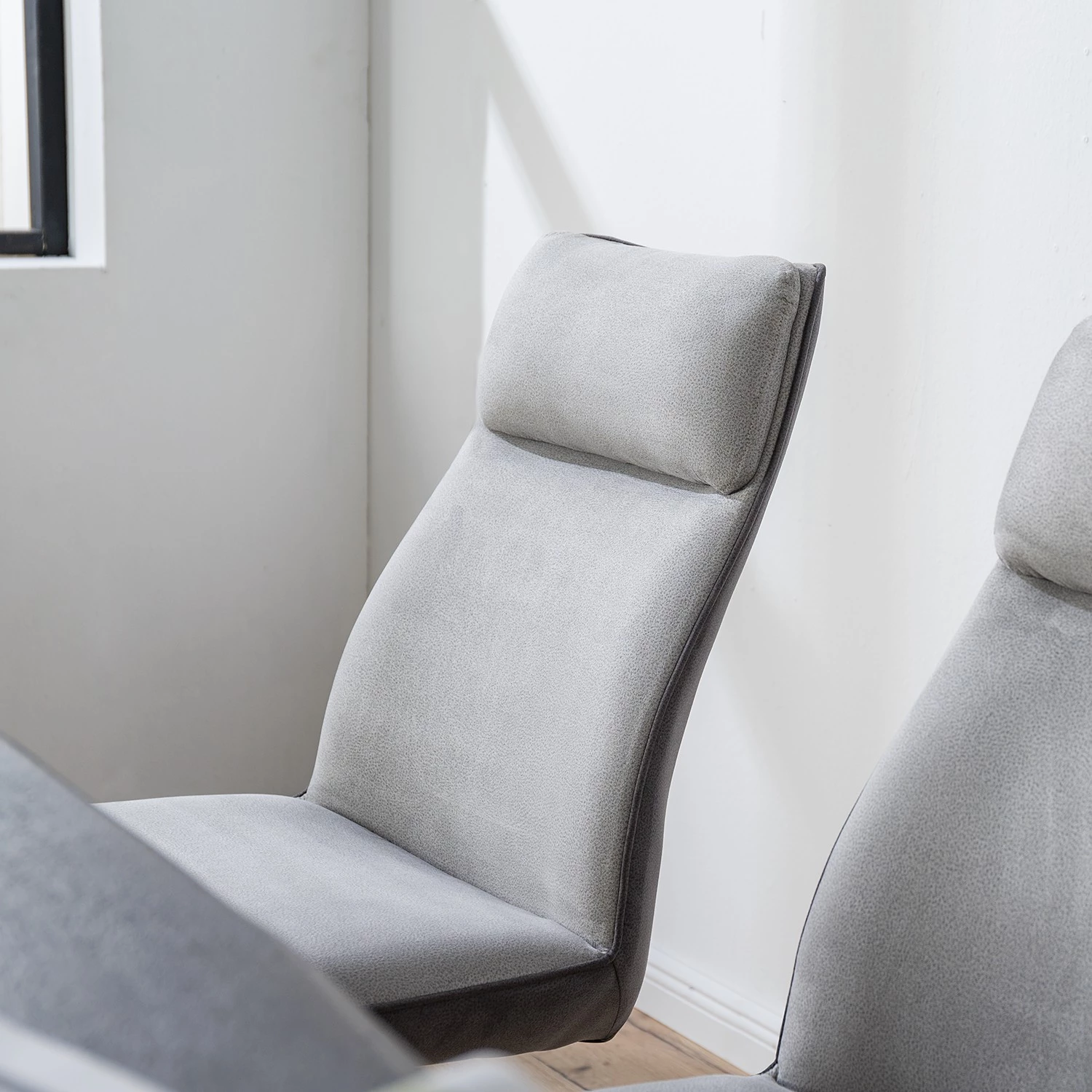 Fredriks Chaises cantilever Altoona (lot de 2) - Tissage à plat / Métal - Gris foncé et gris clair / Noir mat 13 Fredriks Chaises cantilever Altoona (lot de 2) - Tissage à plat / Métal - Gris foncé et gris clair / Noir mat – Image 13