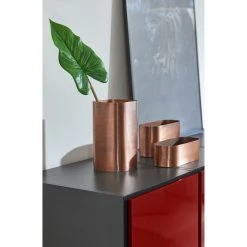 Now! by hülsta Buffet now to go colour II - Rubin brillant / Gris diamant -Meubles de salle à manger Soldes Magasin 1000311250 211201 14485000204 DETAILS P000000001000311250