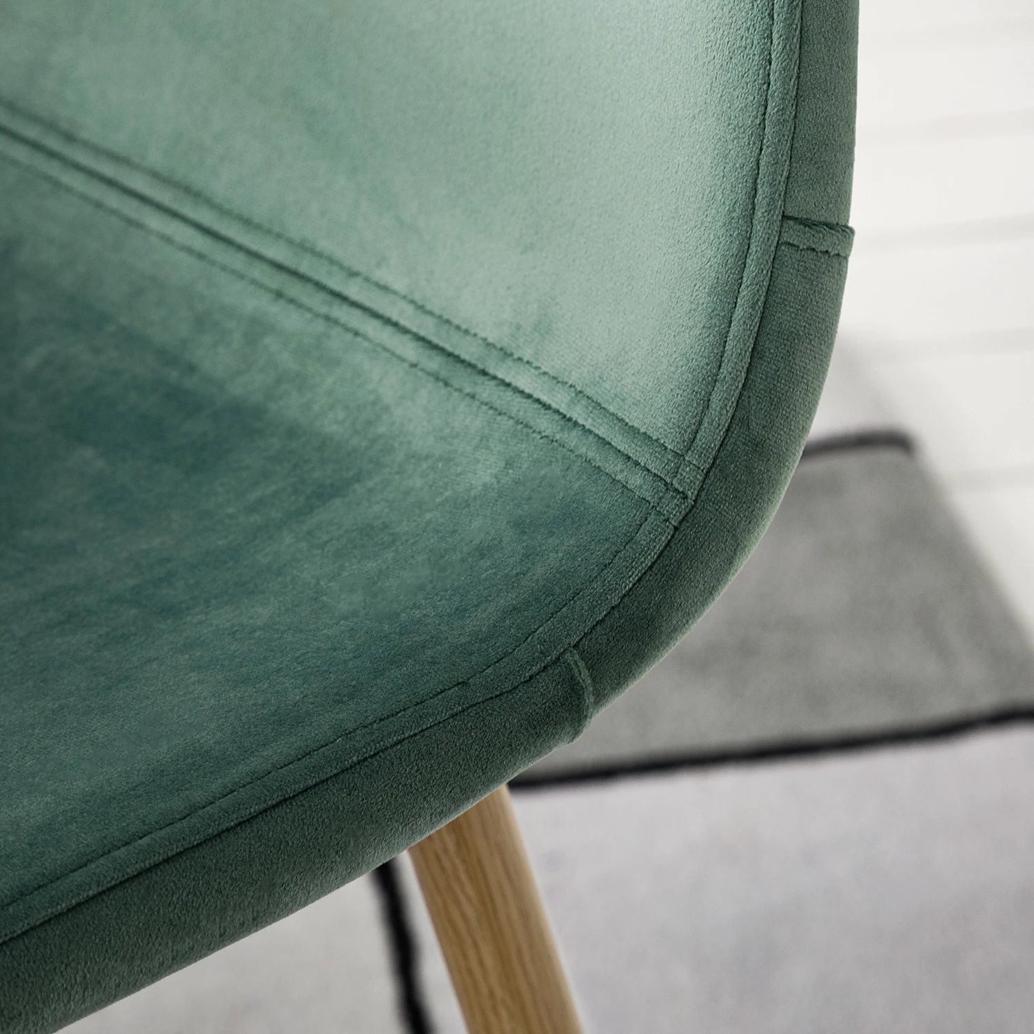 Jack & Alice Chaise capitonnée Iskmo VIII - Velours / Metall - Imitation chêne - Vert menthe - Lot de 4 11 Jack & Alice Chaise capitonnée Iskmo VIII - Velours / Metall - Imitation chêne - Vert menthe - Lot de 4 – Image 11