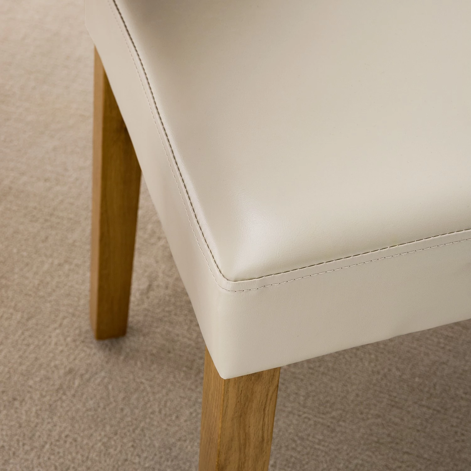 Ars Natura Chaise capitonnée Nella I - Beige - Lot de 4 10 Ars Natura Chaise capitonnée Nella I - Beige - Lot de 4 – Image 10