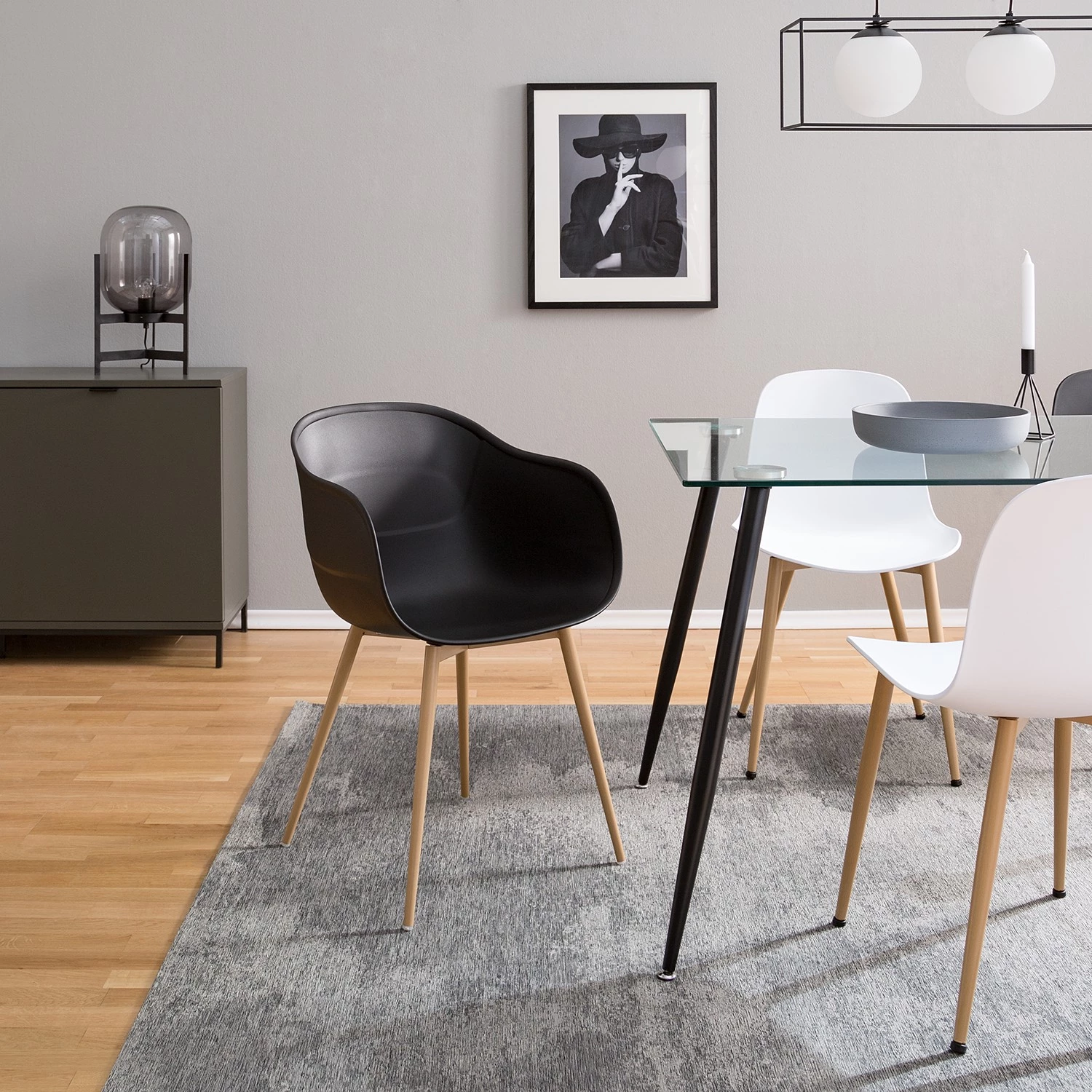 Mørteens Chaise à accoudoirs Odon - Matière plastique / Métal - Imitation chêne - Noir - Lot de 2 2 Mørteens Chaise à accoudoirs Odon - Matière plastique / Métal - Imitation chêne - Noir - Lot de 2 – Image 2