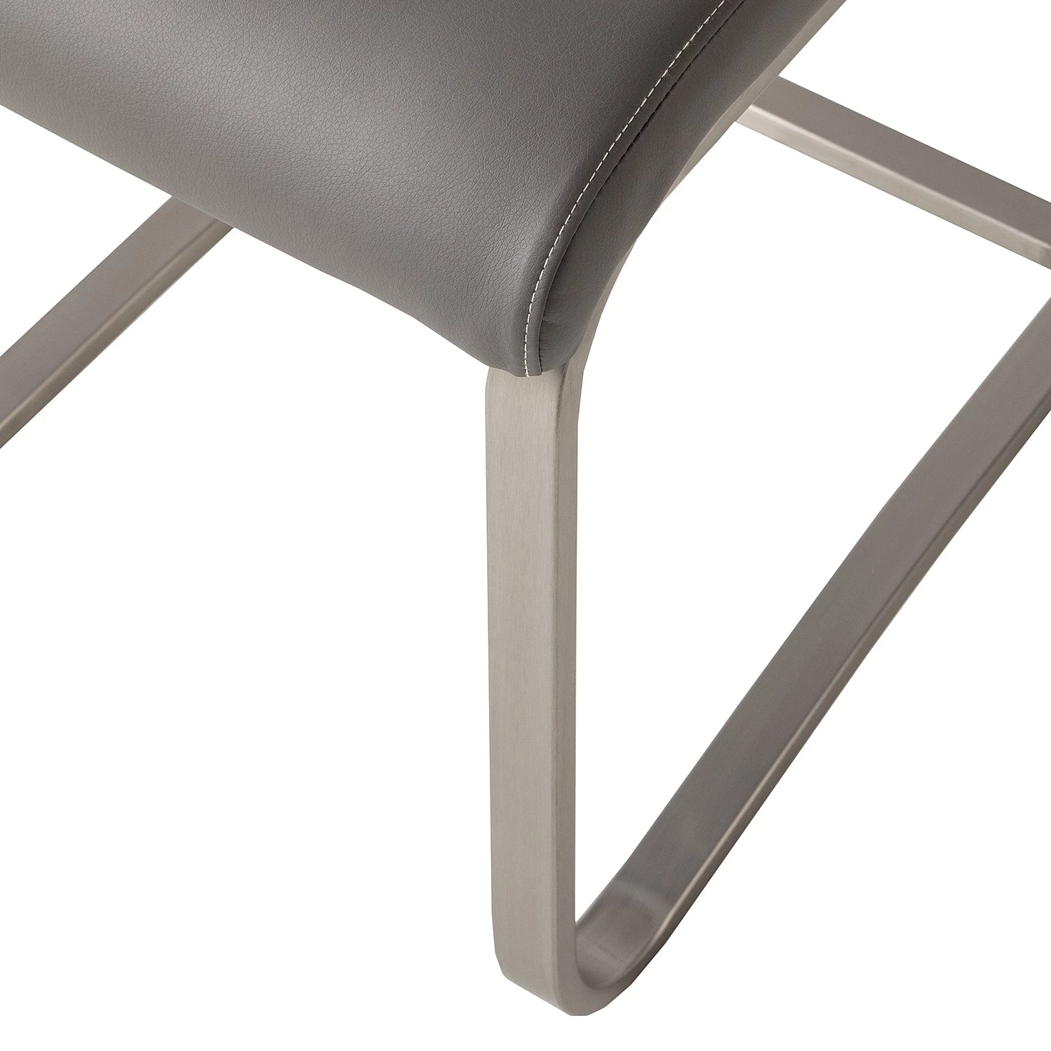 Fredriks Chaise cantilever Lezuza - Cuir synthétique Leja: Gris - Lot de 4 9 Fredriks Chaise cantilever Lezuza - Cuir synthétique Leja: Gris - Lot de 4 – Image 9
