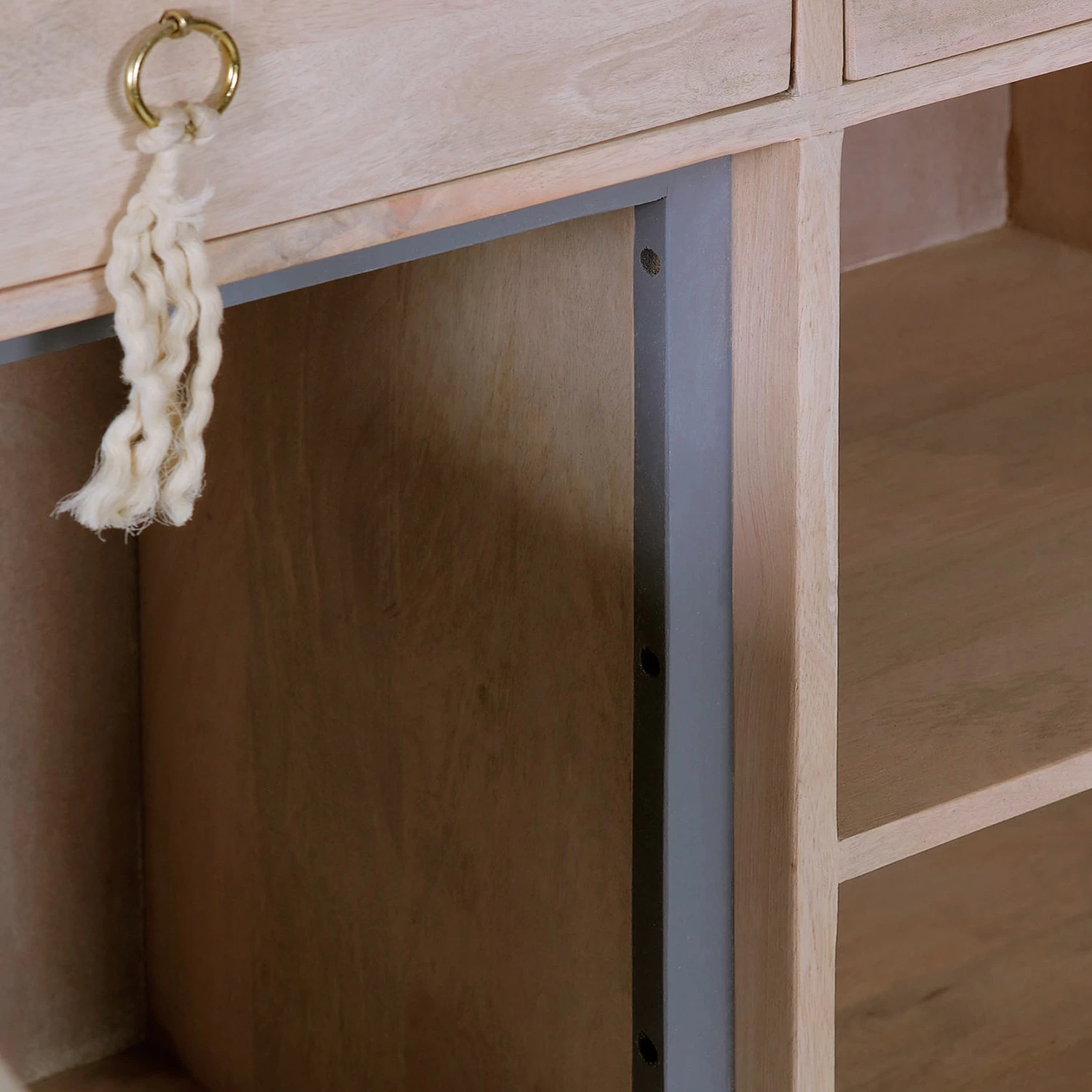 Ridgevalley Armoire Lumby - Manguier massif - Manguier clair / Gris 6 Ridgevalley Armoire Lumby - Manguier massif - Manguier clair / Gris – Image 6