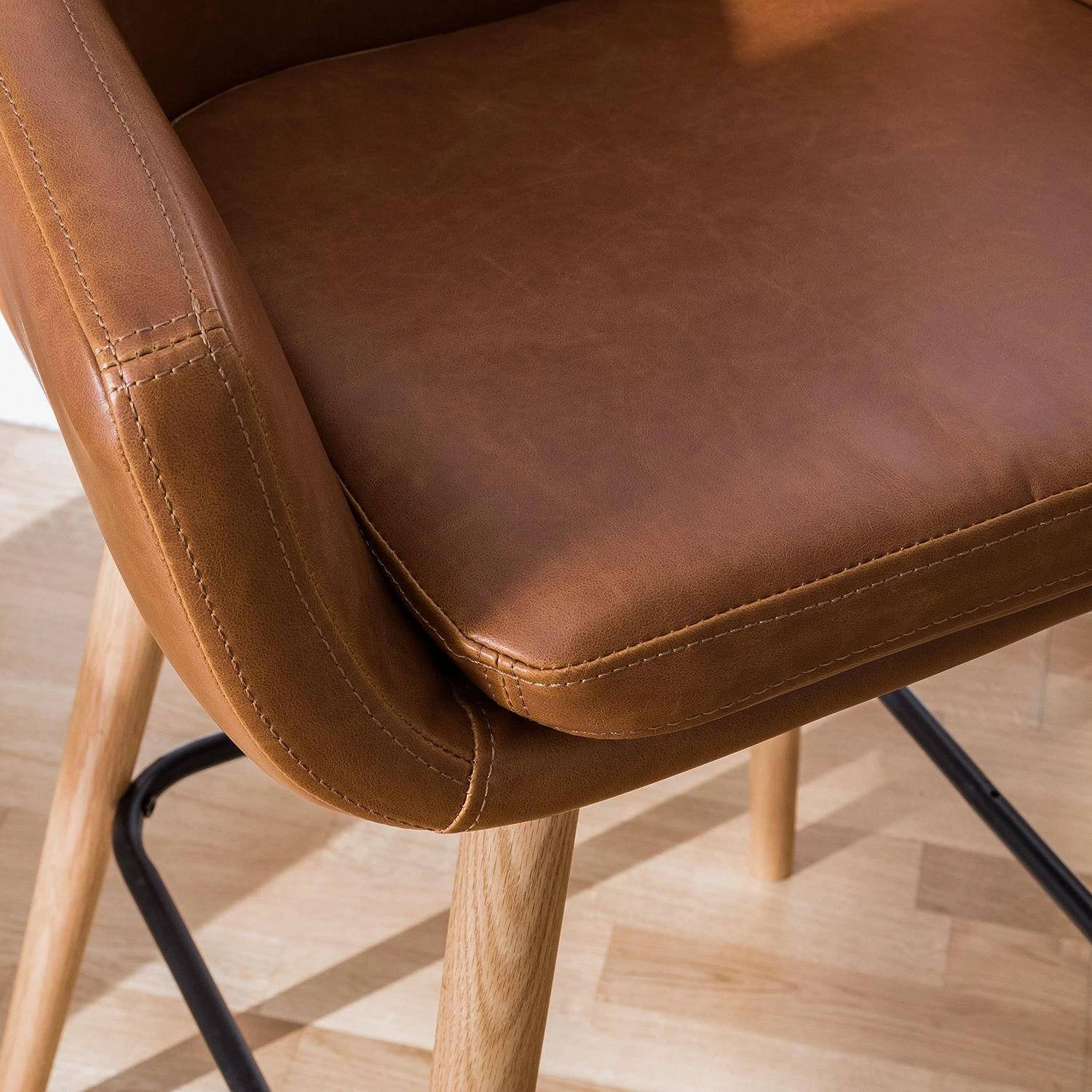 Mørteens Chaises de bar Nicholas I - Imitation cuir / Chêne massif - Marron vintage - Lot de 2 9 Mørteens Chaises de bar Nicholas I - Imitation cuir / Chêne massif - Marron vintage - Lot de 2 – Image 9