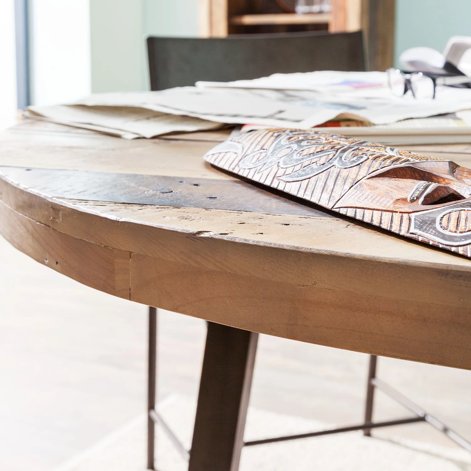 Ars manufacti Table Tamati II - Pin massif / acier inoxydable - pin / noir 4 Ars manufacti Table Tamati II - Pin massif / acier inoxydable - pin / noir – Image 4