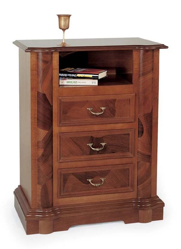 Montreux Commode Noser 2 Montreux Commode Noser – Image 2