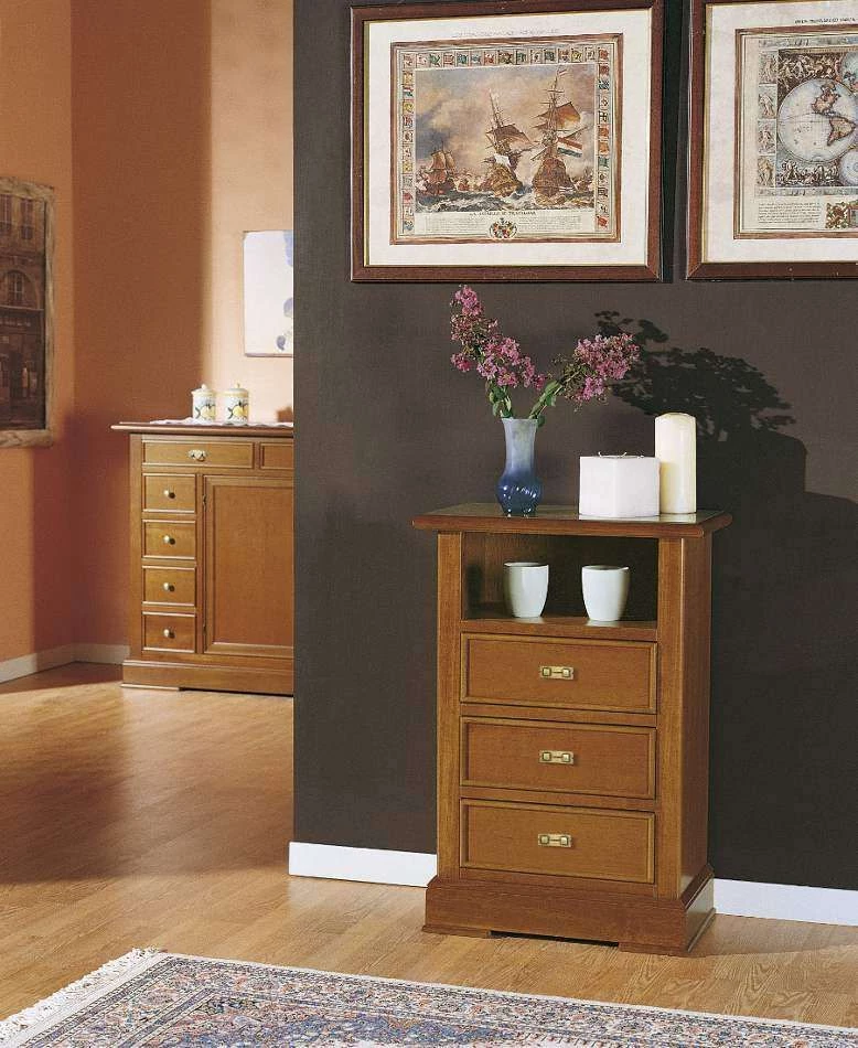 Montreux Commode Orin - Teinté vieilli 2 Montreux Commode Orin - Teinté vieilli – Image 2