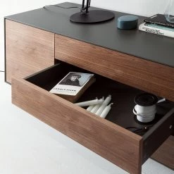 Eva Padberg Collection Buffet Payara - Noyer / Anthracite 27 Eva Padberg Collection Buffet Payara - Noyer / Anthracite -Meubles de salle à manger Soldes Magasin sideboard payara walnuss schwarz 4372584