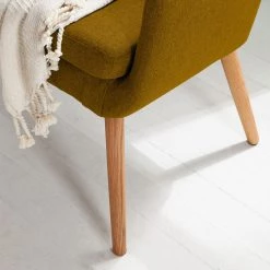 Mørteens Banquette Nicholas II - Jaune curry 19 Mørteens Banquette Nicholas II - Jaune curry -Meubles de salle à manger Soldes Magasin sofabank nicholas ii webstoff eiche massiv currygelb 4647080